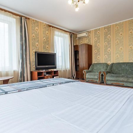 Комфортная квартира на метро Осокорки Киев Экстерьер фото